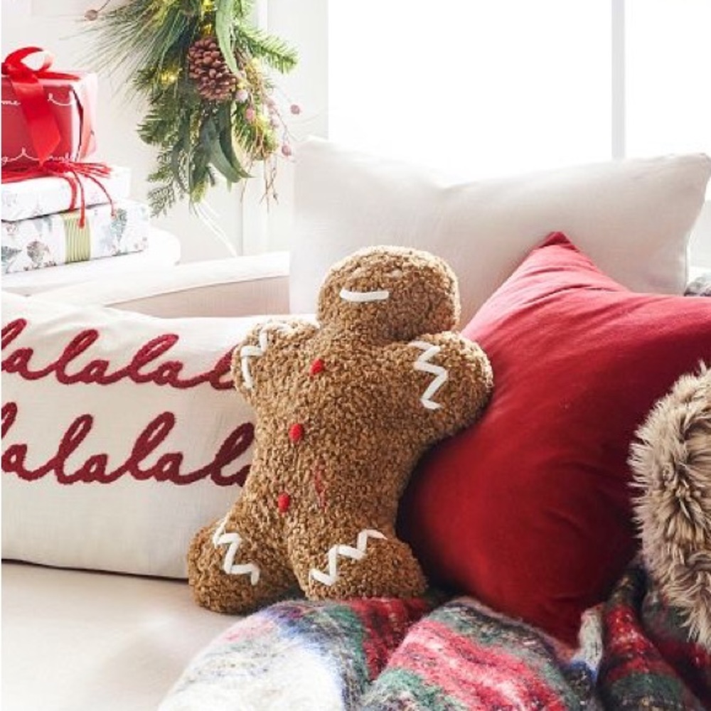 Pottery Barn Cozy Cuddly Soft Teddy Bear Fur Gingerbread Shaped Pillow 🎅…